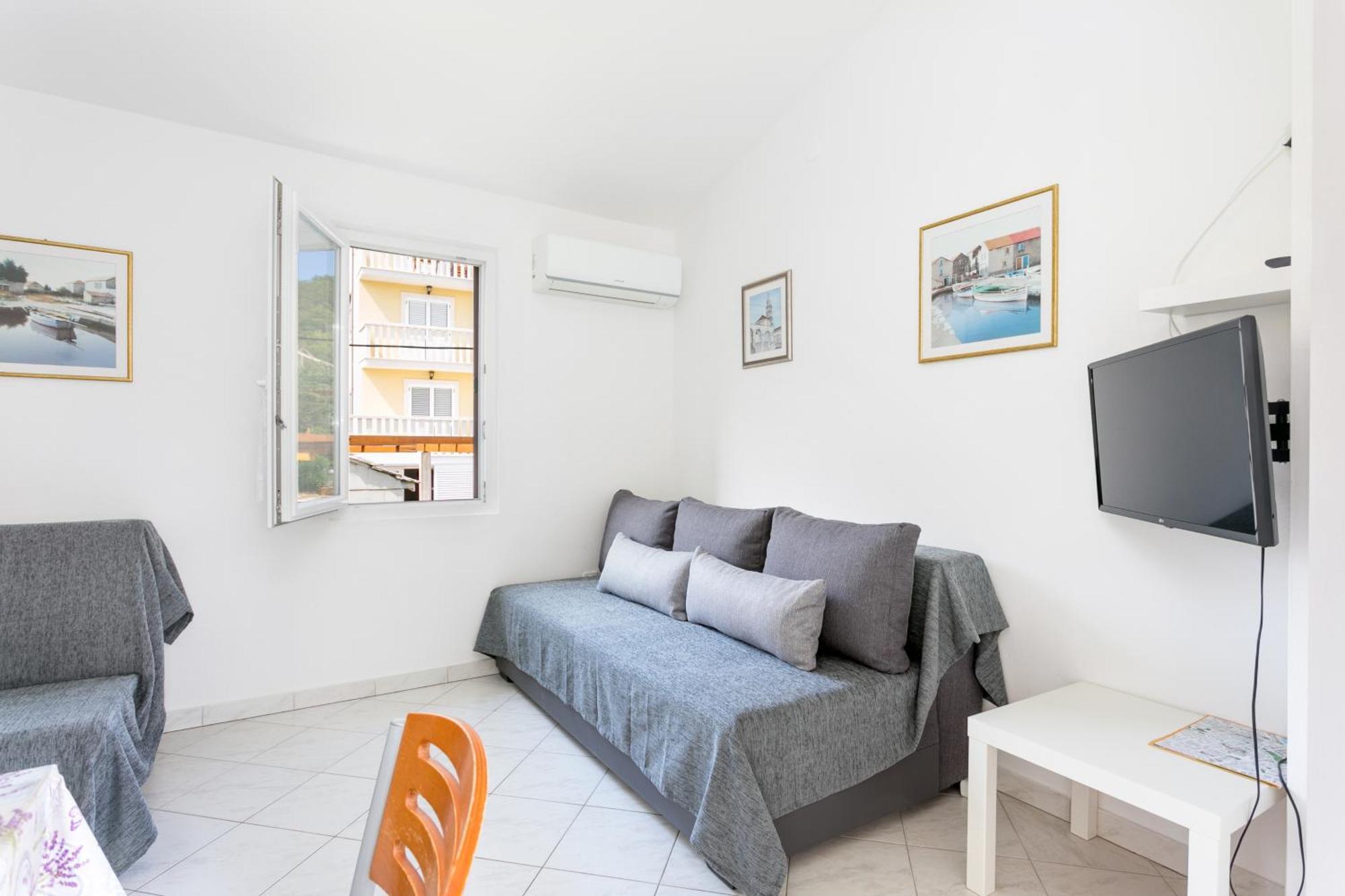 Apartments By The Sea Slatine, Ciovo - 6000 Quarto foto